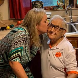 Meet your Posher, Robin